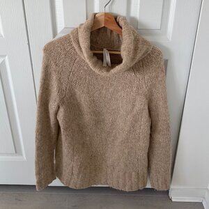 Aritzia Cozy Plutarch Sweater